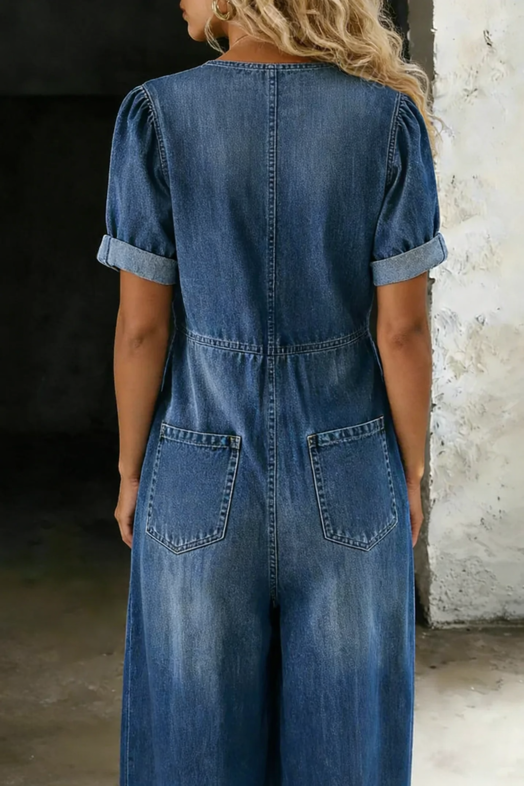 Maya | Korte Jumpsuit met Korte Mouwen en V-Hals