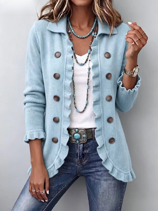 Cecilia | Poederblauwe gebreide blazer met ruches