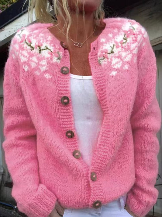 Luna | Roze vest met knopen en ronde hals, IJslands patroon, grof gebreid