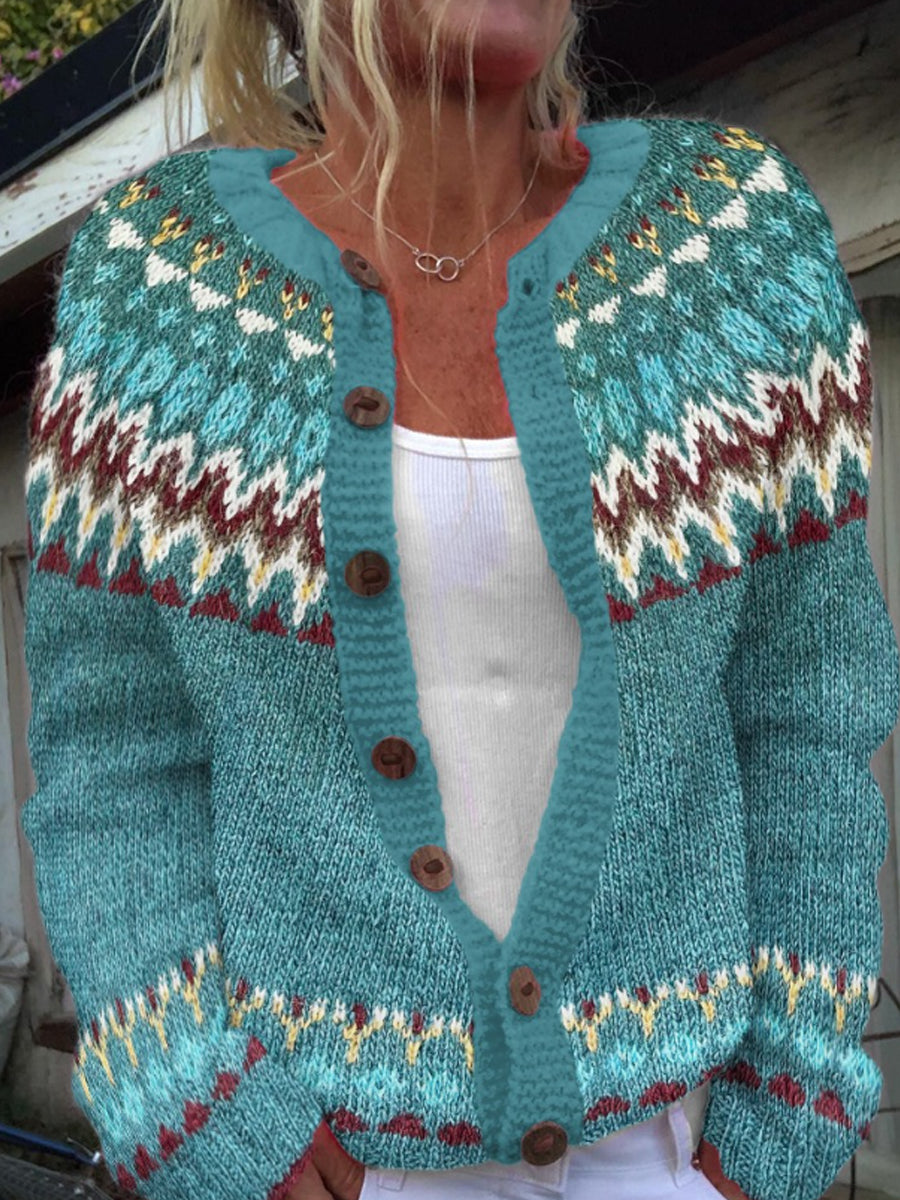 Emilie | Groen-blauw-kaki vest met knopen en ronde hals, IJslands patroon, grof gebreid